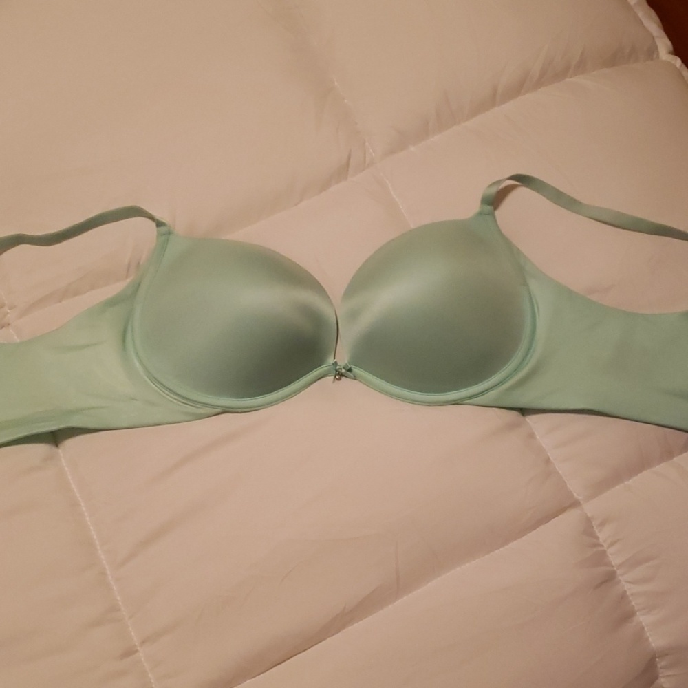 Victoria's secret bra